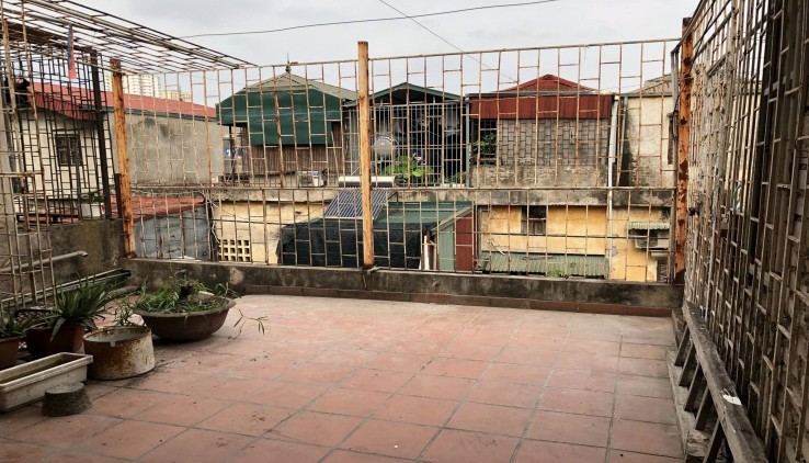 CHO THUÊ NHÀ NGUYÊN CĂN GẦN CHỢ MAI ĐỘNG, 1 TẦNG, 100M2, 3 NGỦ, 3 WC, 9.5 TRIỆU